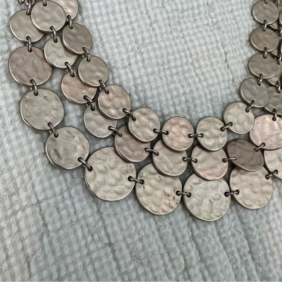 Vintage Multi Strand Hammered Gold Tone 18” with 2” extension - Picture 8 of 9